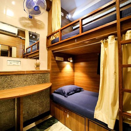 Maple Social Hubz-Hostel Mumbai Eksteriør bilde