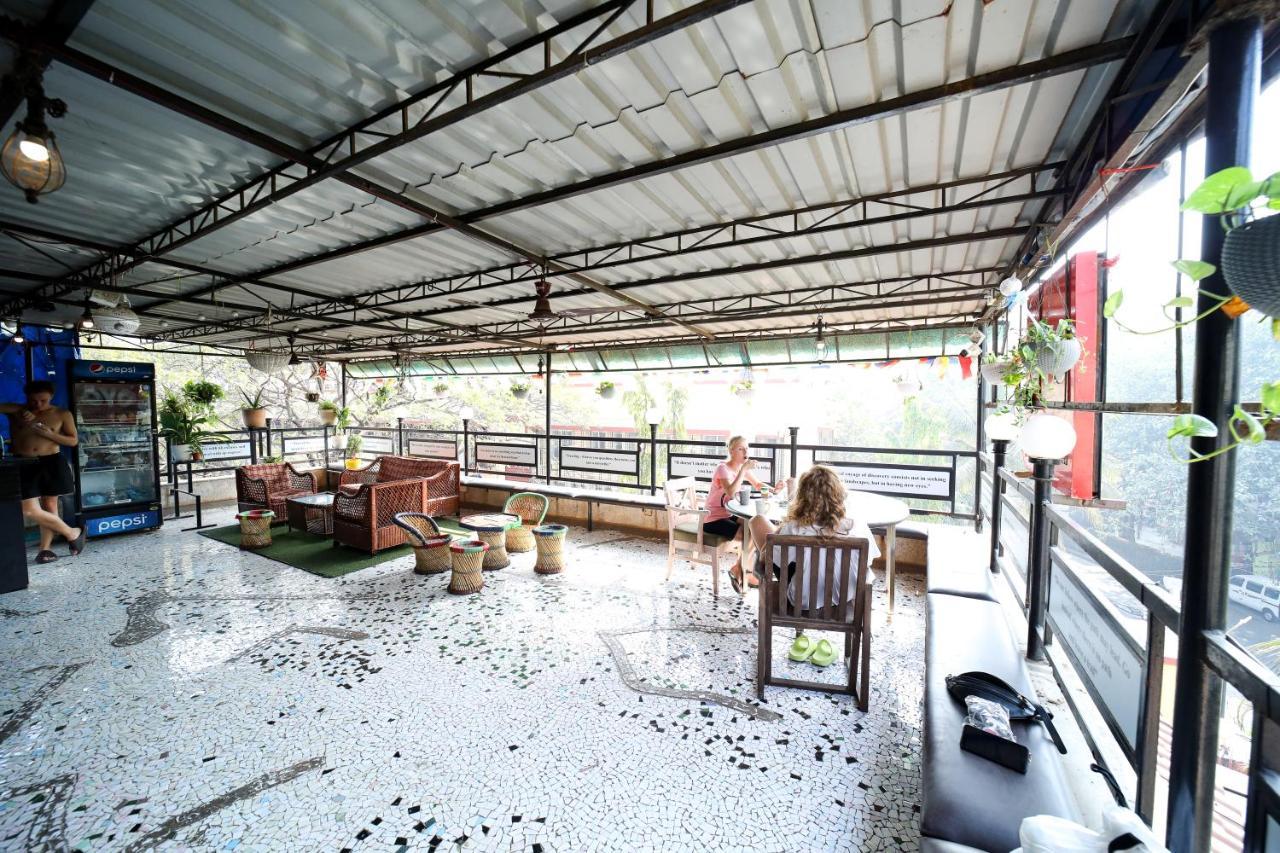 Maple Social Hubz-Hostel Mumbai Eksteriør bilde